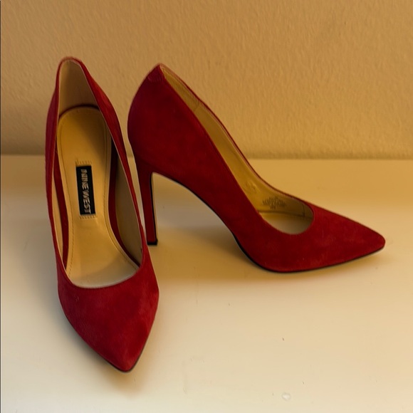 Nine West Bold Red Suede Heels - Picture 1 of 4